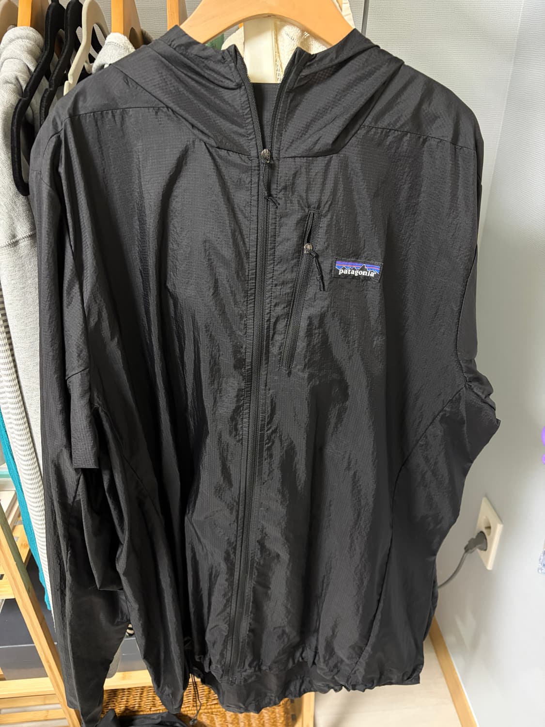 파타고니아 후디니 자켓 블랙 xl 상품이미지6