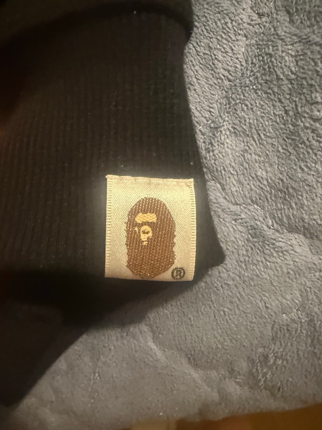 베이프 오사카 맨투맨 상품이미지3