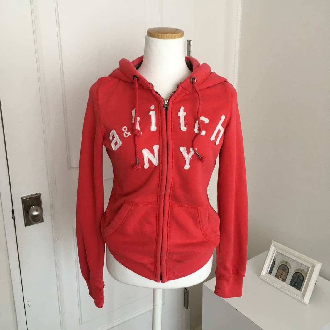 아베크롬비 y2k 레드 후드집업 상품이미지1