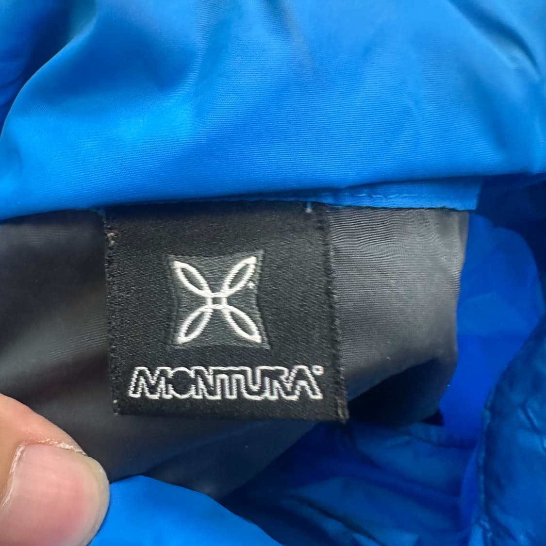 몬츄라 빅로고 고어텍스 액티브 스카이블루바람막이 L 상품이미지5