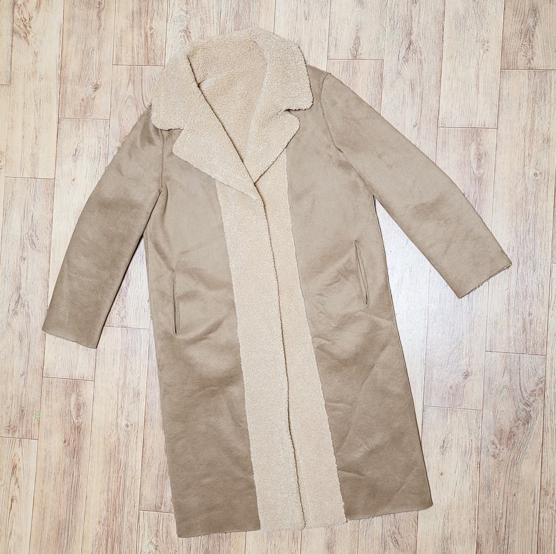 더아이잗(The izzat) 리버시블 테디베어코트 55-66 상품이미지8