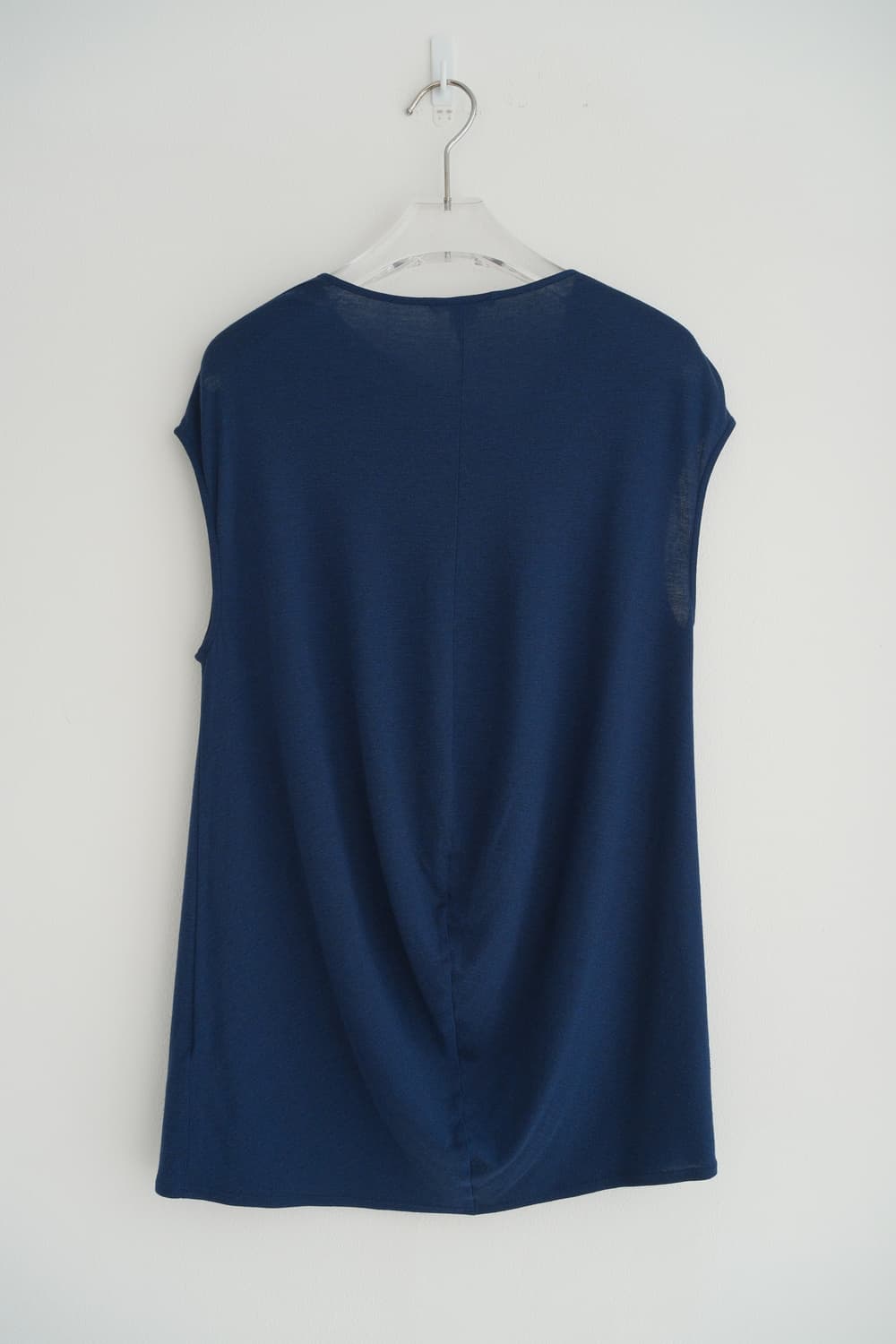Tencel silk blended Twisted sleeveless 상품이미지7