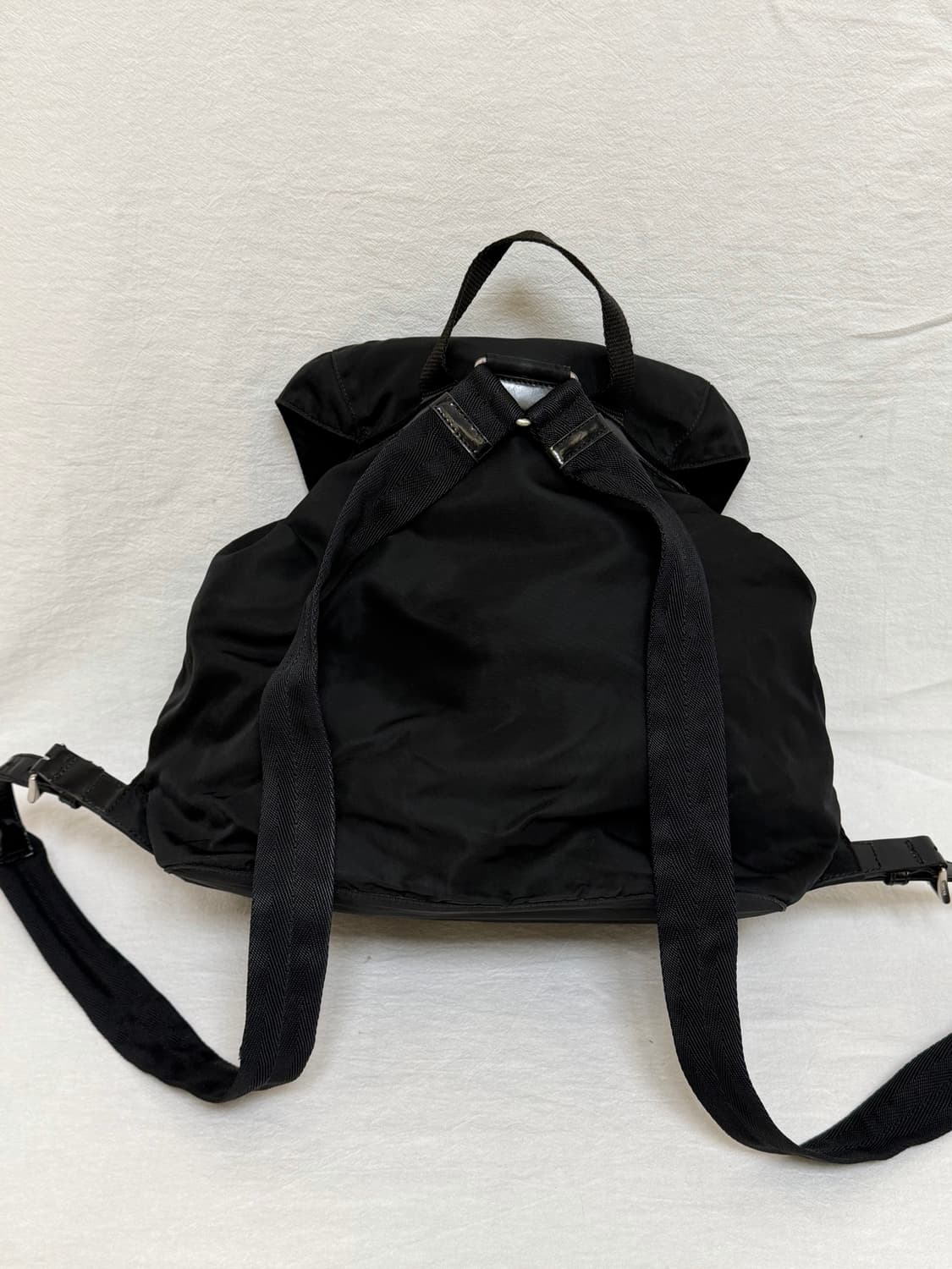 정품 프라다 포코노 나일론 미디움 백팩 블랙 상품이미지6