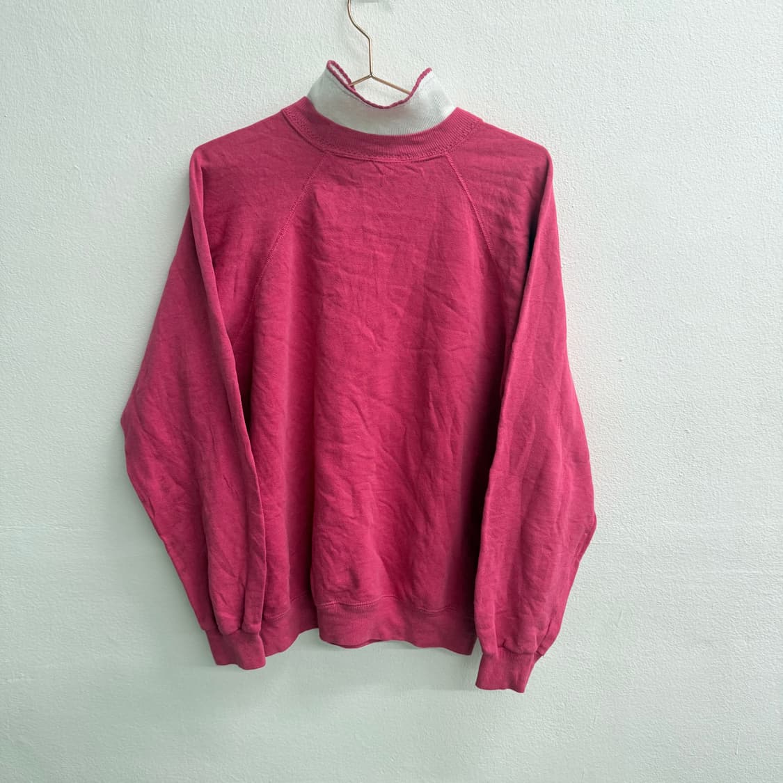 90S usa 헤인즈(HANES) 빈티지 꽃벌새 자수 맨투맨 (L) 상품이미지4