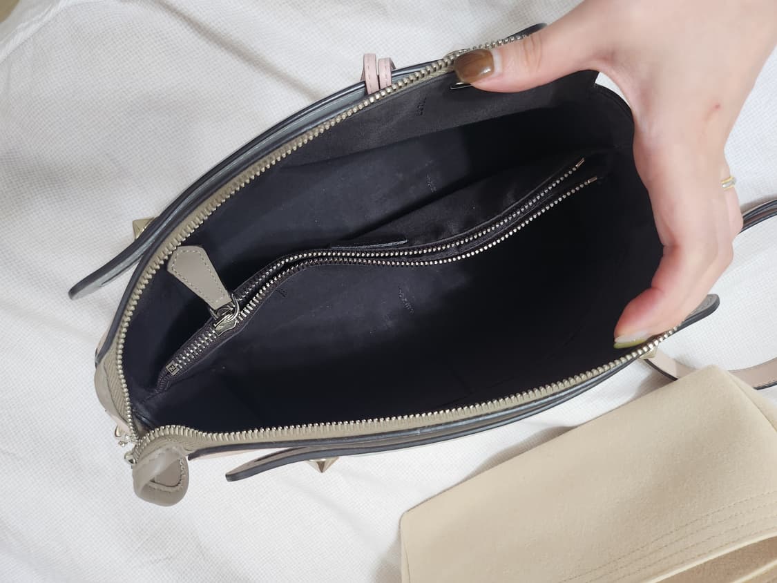 펜디 바이더웨이 상품이미지5