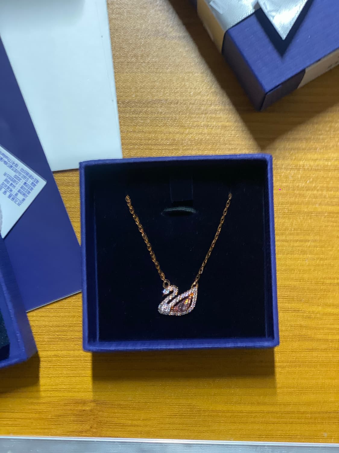 스와로브스키 핑크스완 로즈골드 목걸이 상품이미지1