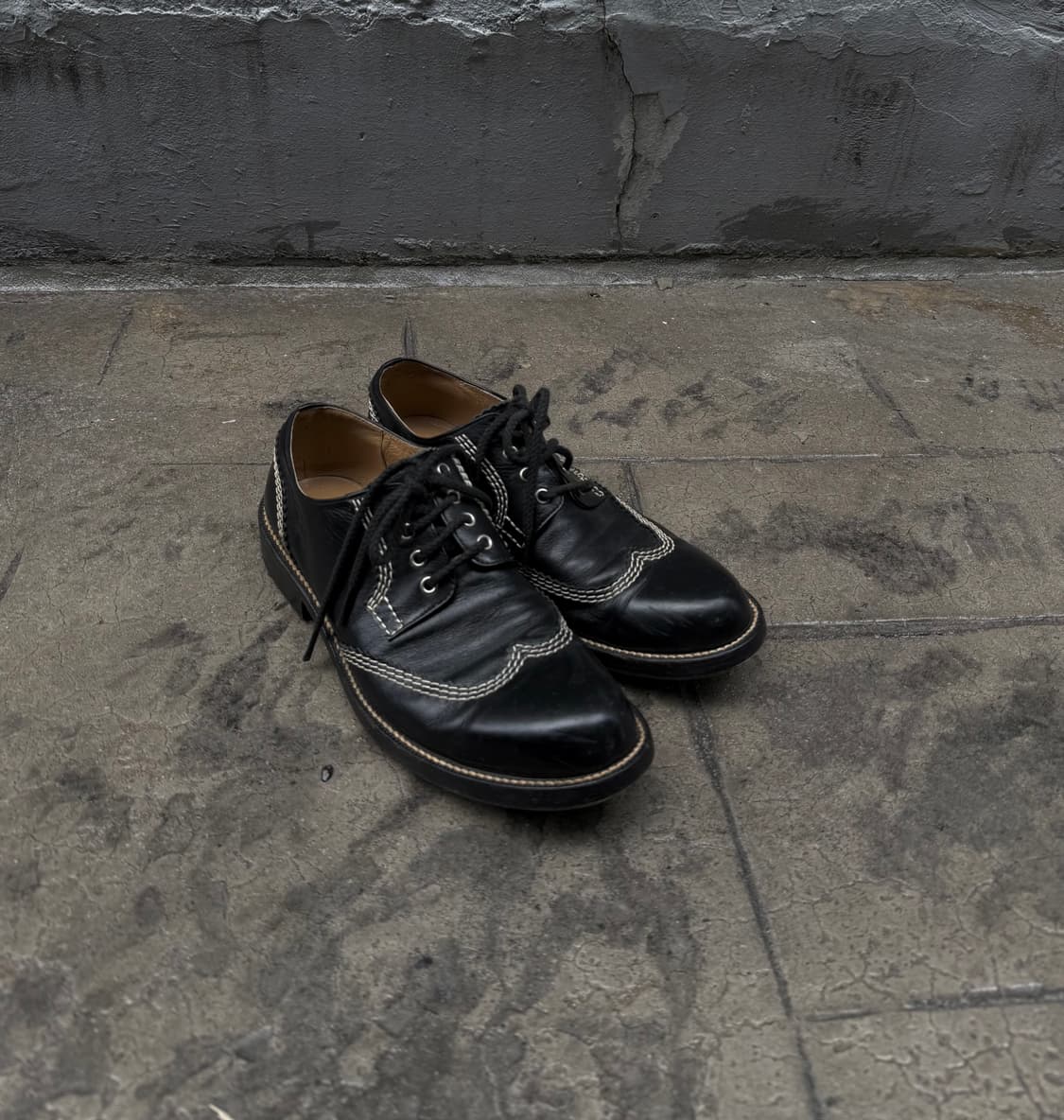 꼼데가르송 옴므 하트쉐입 윙팁 더비슈즈 상품이미지2