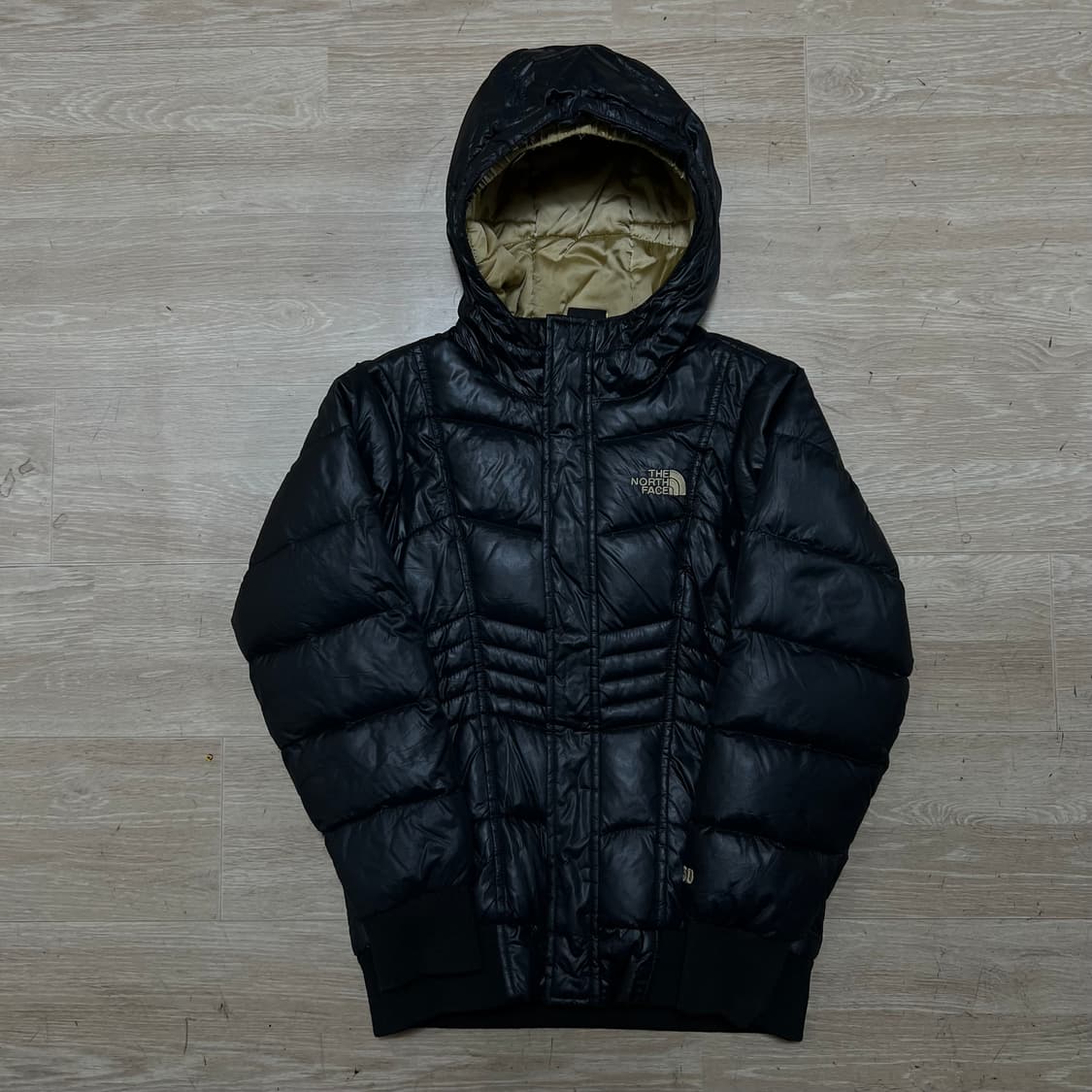 노스페이스 키즈 다운 550 하프돔 후드 패딩 점퍼 [블랙] 10-12세 상품이미지1