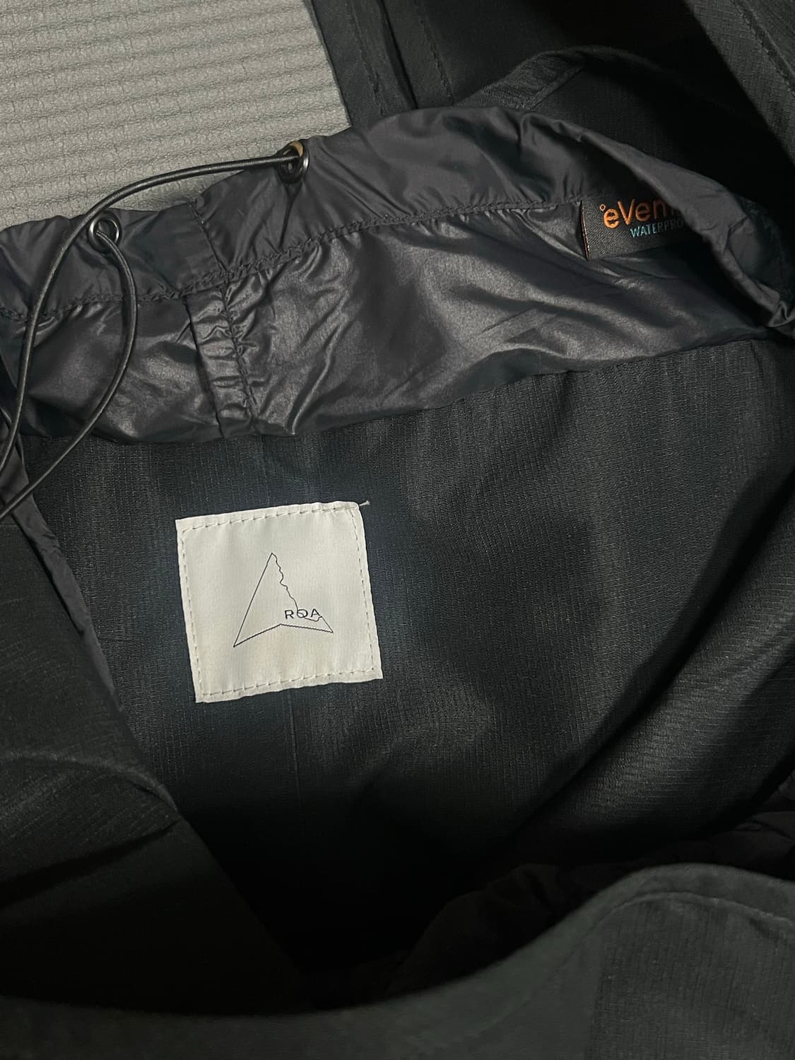 [OS] 로아 하이킹 숄더백 상품이미지5