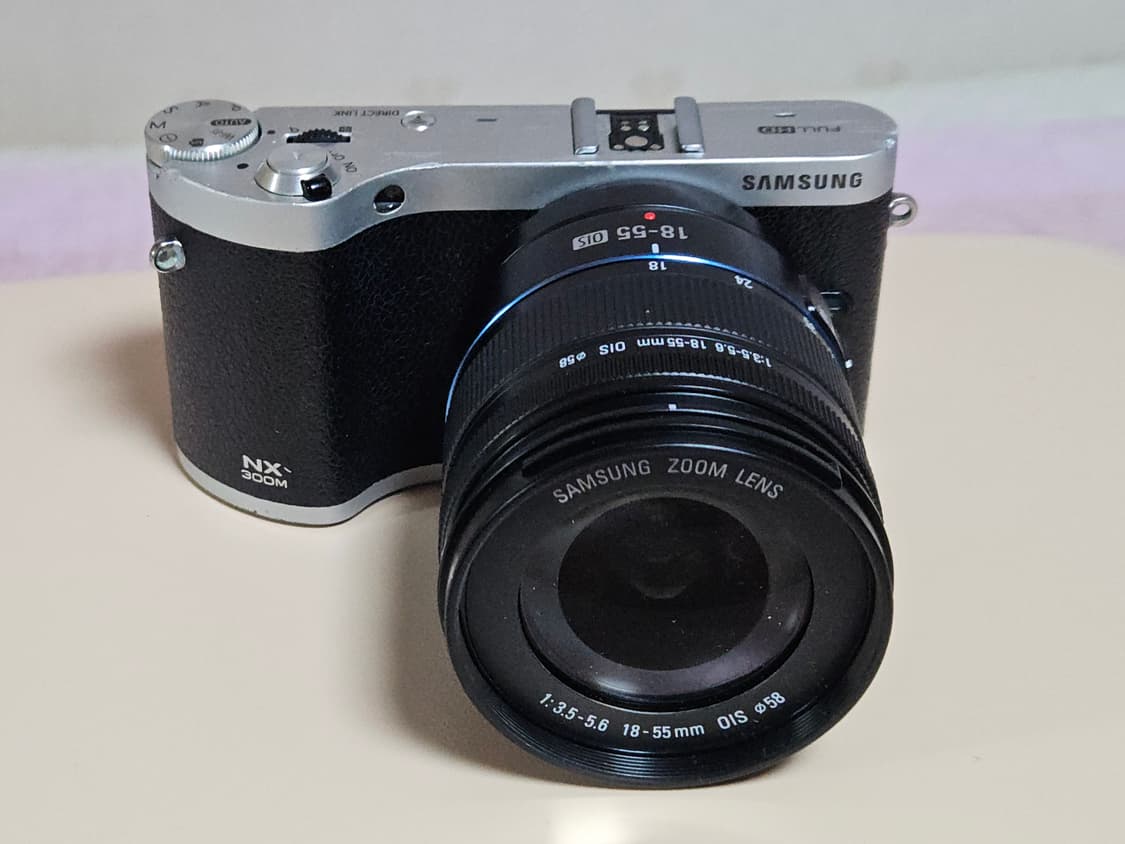 삼성 NX300M 미러리스 카메라(사용감 있음) 상품이미지1