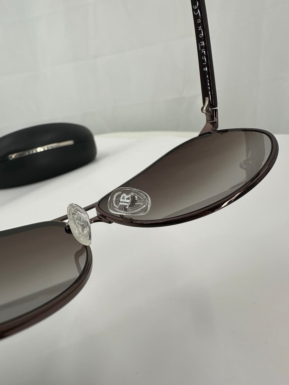 [새상품 무료배송] 정품 Made In Italy 존리치몬드 선글라스 상품이미지6