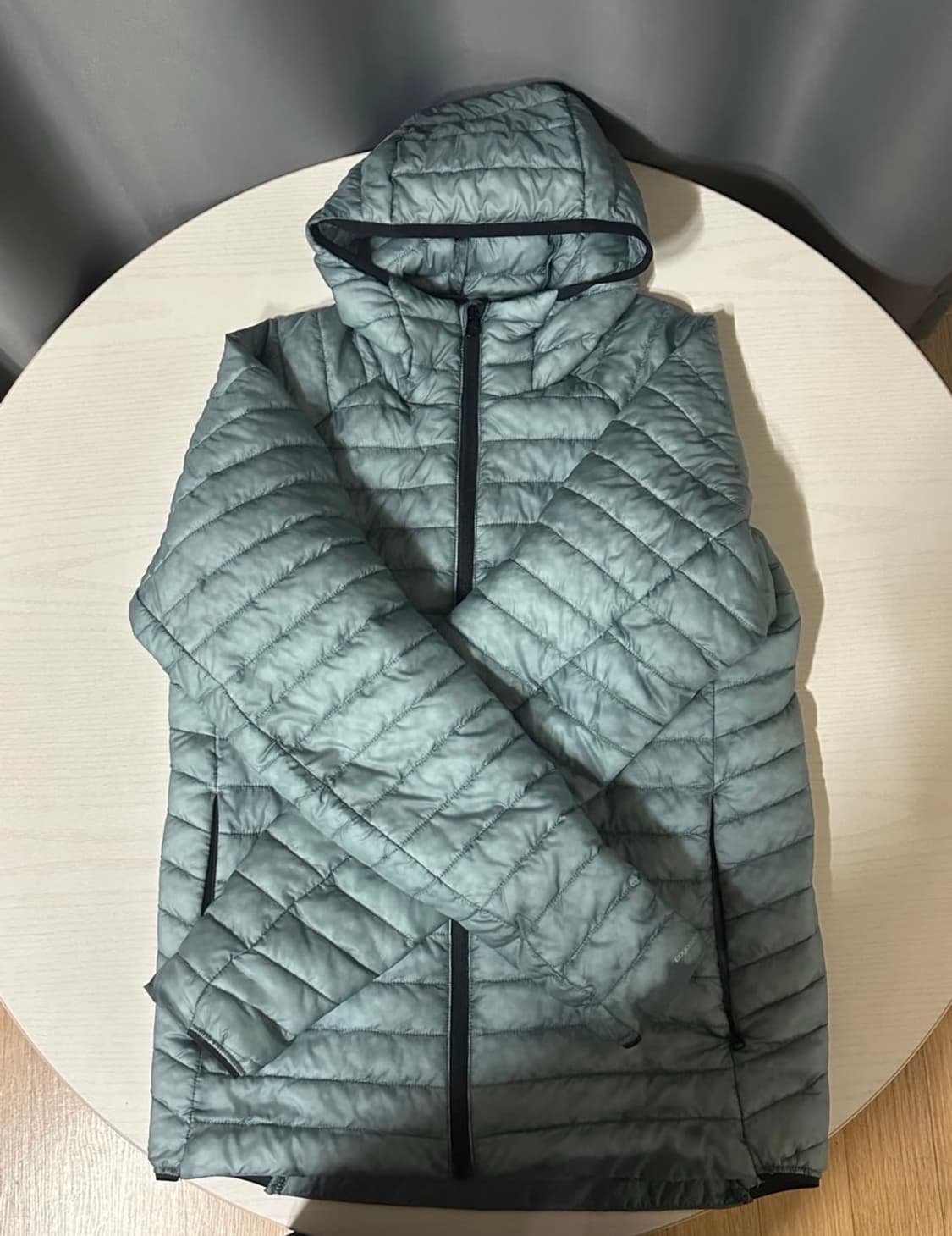 고요웨어 경량패딩 상품이미지3