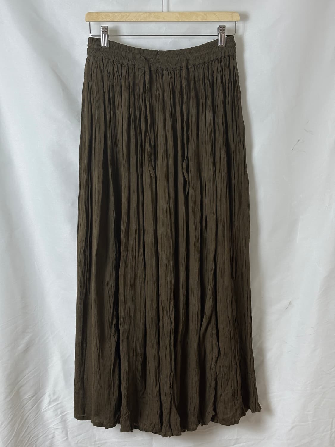 카키 리플 주름 롱 스커트 상품이미지1