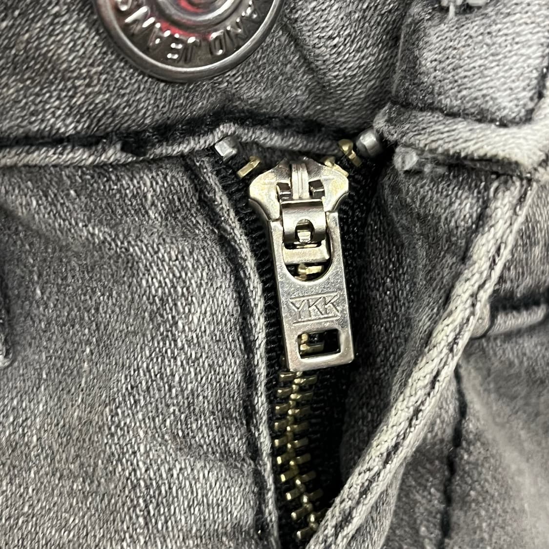 [정품/26] 트루릴리젼 블랙 데님 청바지 b10 상품이미지4