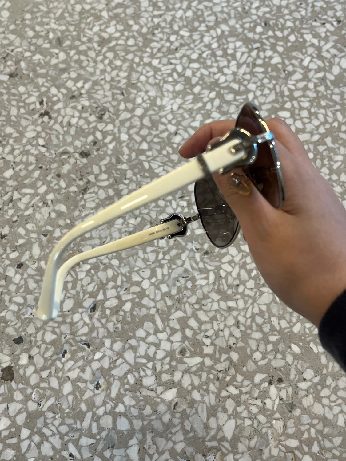 Fendi Aviator Sunglasses 상품이미지3