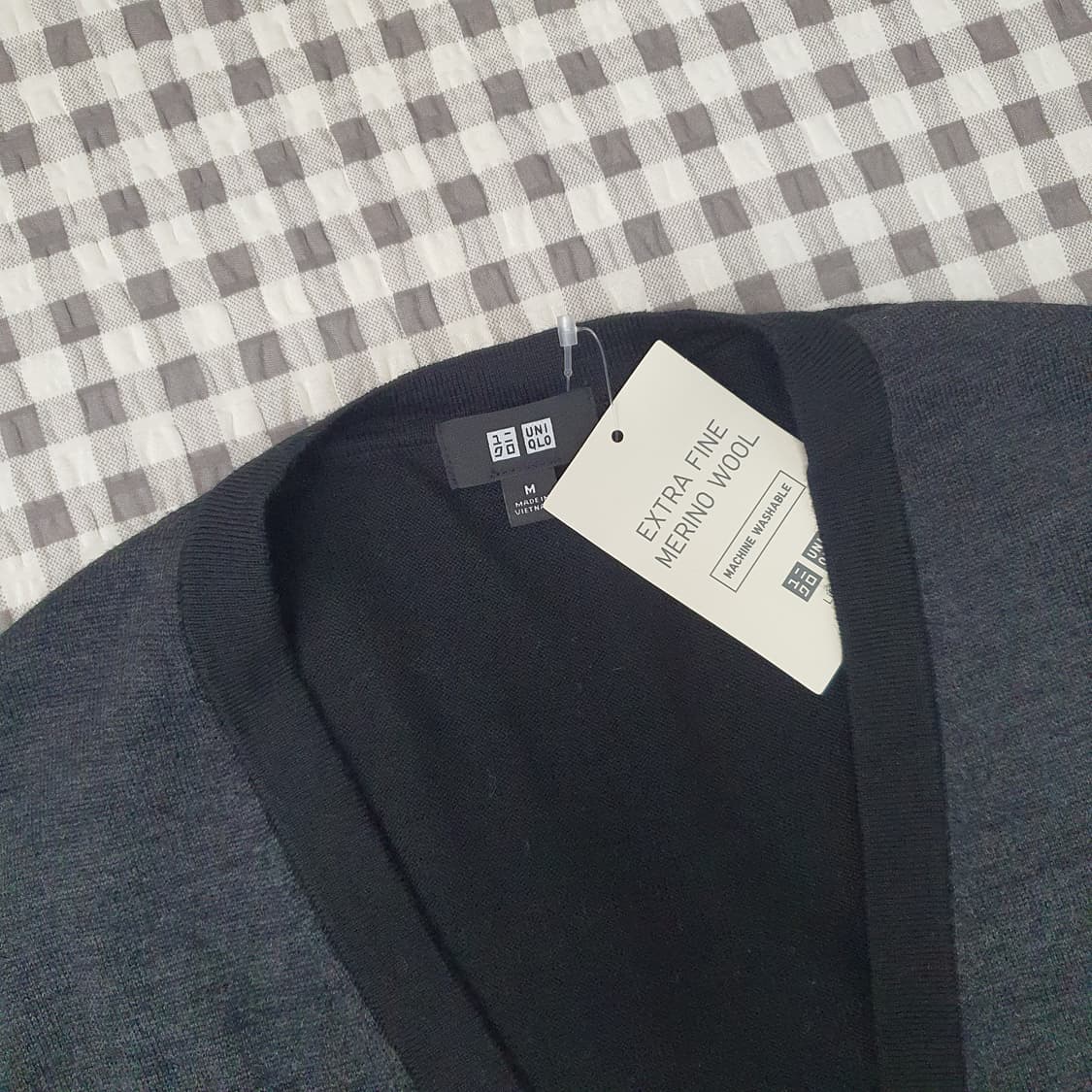 미착용 유니클로 울100 브이넥 가디건 남자95 상품이미지2