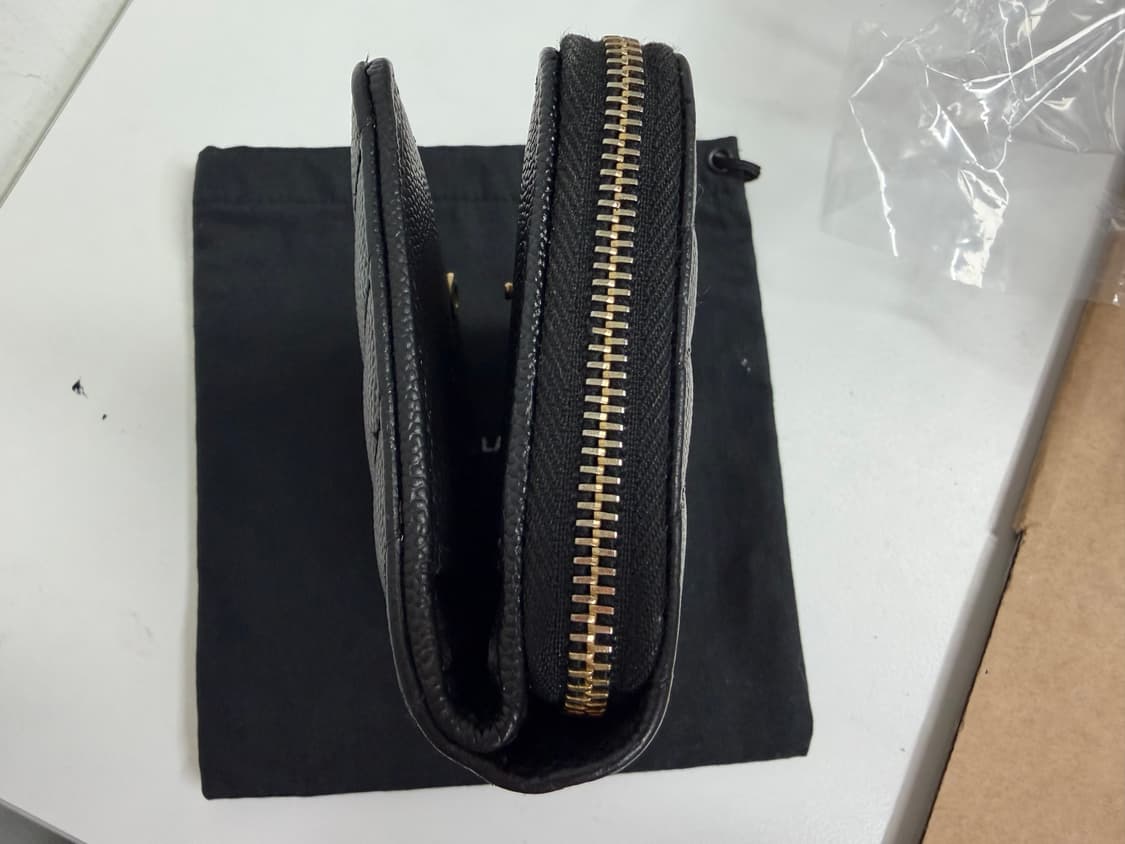 [정품] 입생로랑 컴팩트 지퍼 반지갑  상품이미지4