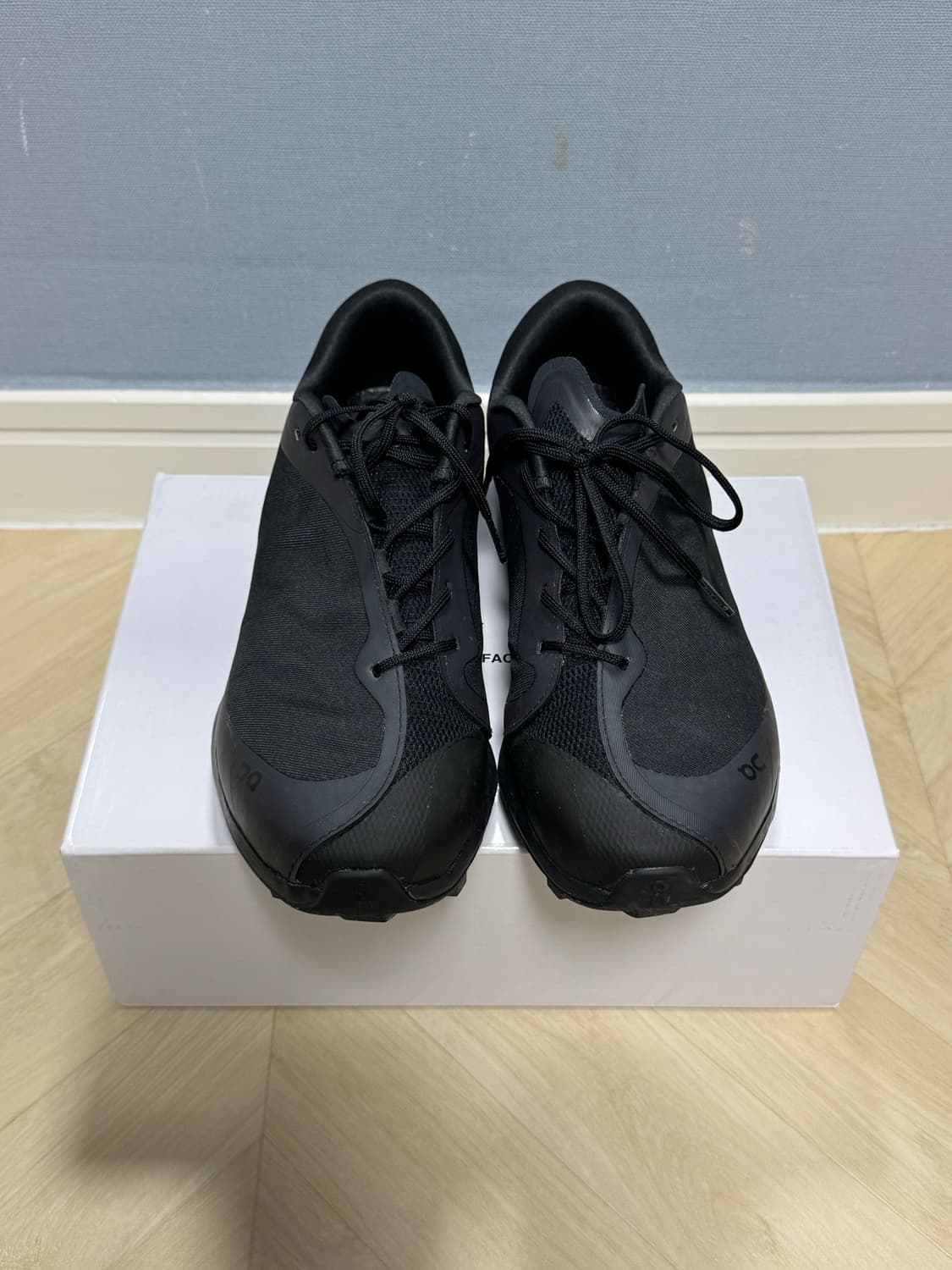 온 러닝 x 포스트 아카이브 팩션 클라우드벤쳐 피크 올 블랙 (260) 상품이미지7