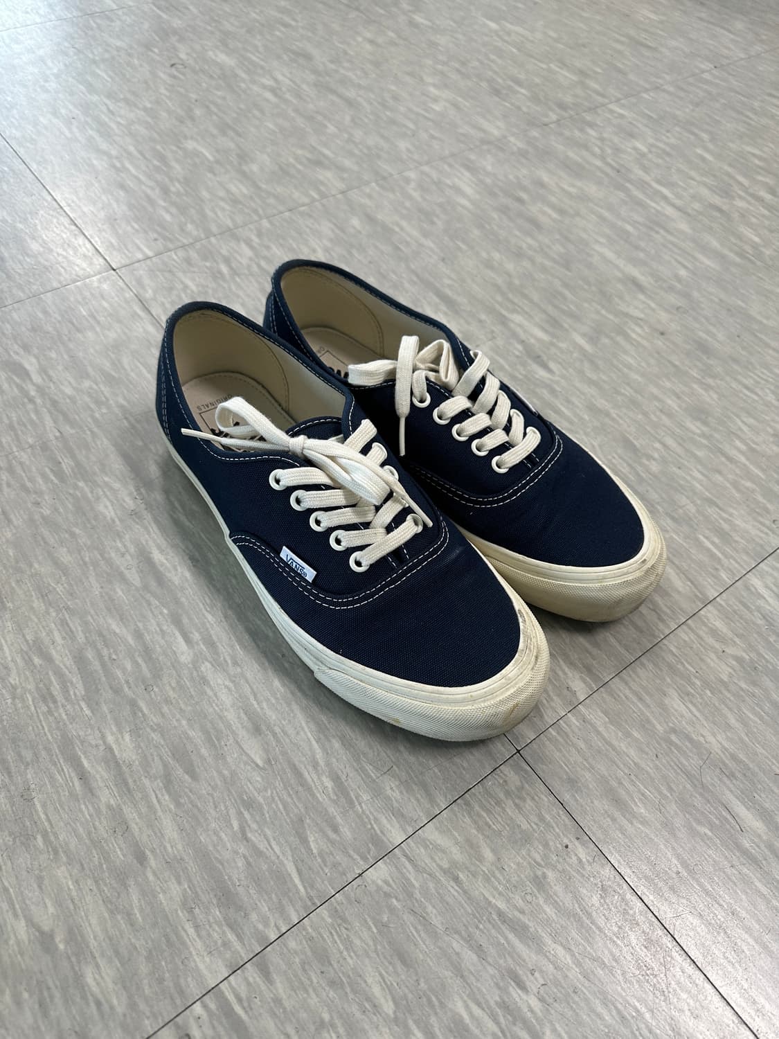 반스 볼트 네이비 어센틱 9.5 상품이미지1