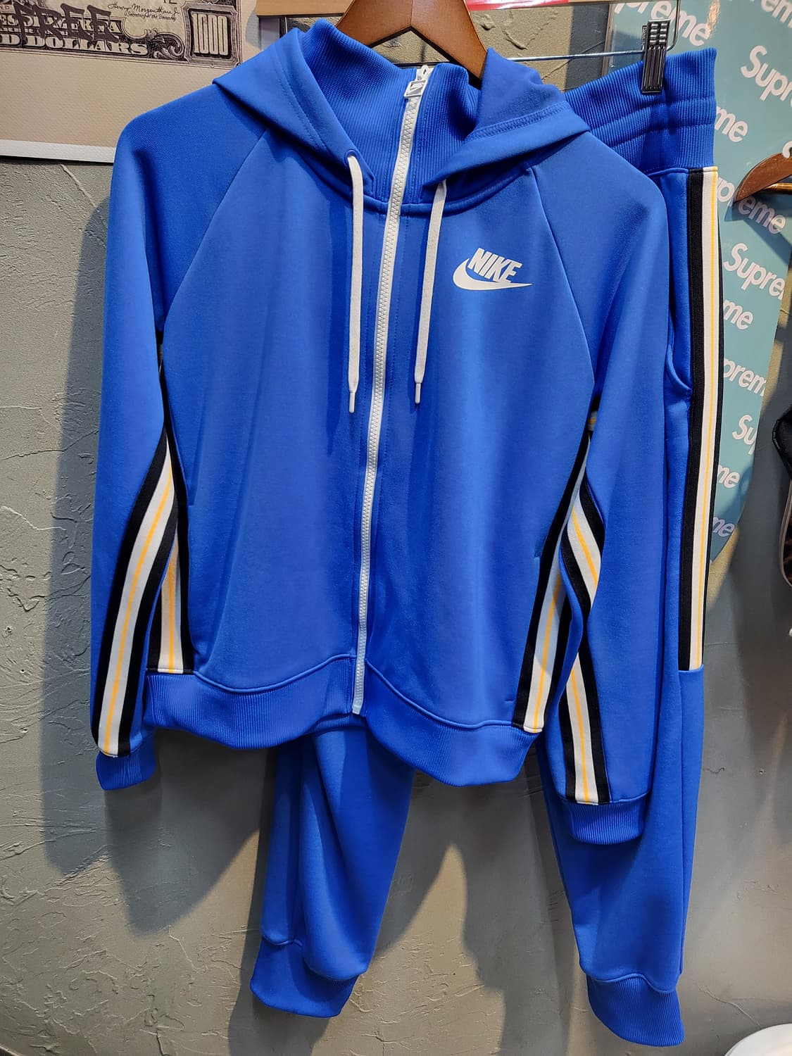 나이키 트레이닝세트 상품이미지1