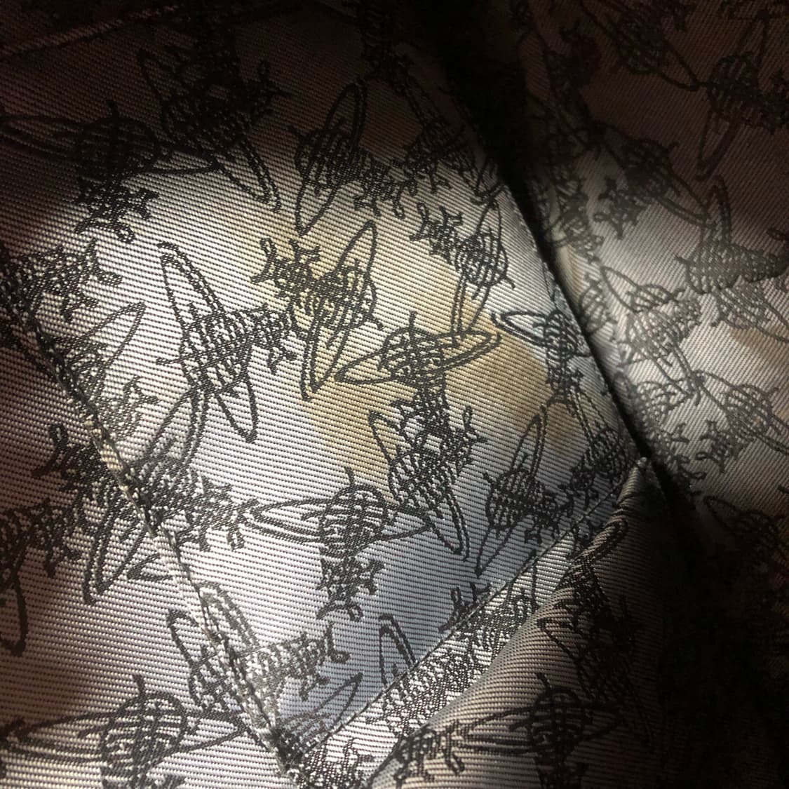 비비안웨스트우드 빈티지 애나벨 보부상 빅 로고 골드 토트백 가방 상품이미지9