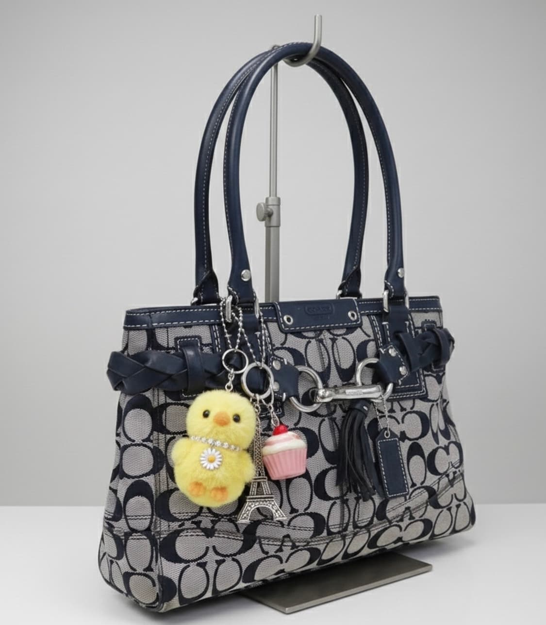 코치 블랙 숄더백 y2k 상품이미지1