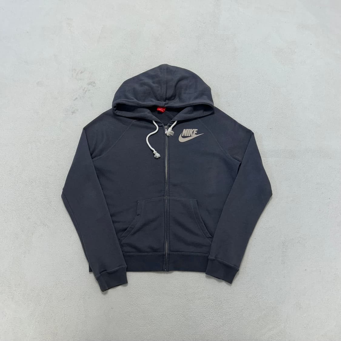 Nike charcoal hood zip-up 상품이미지4