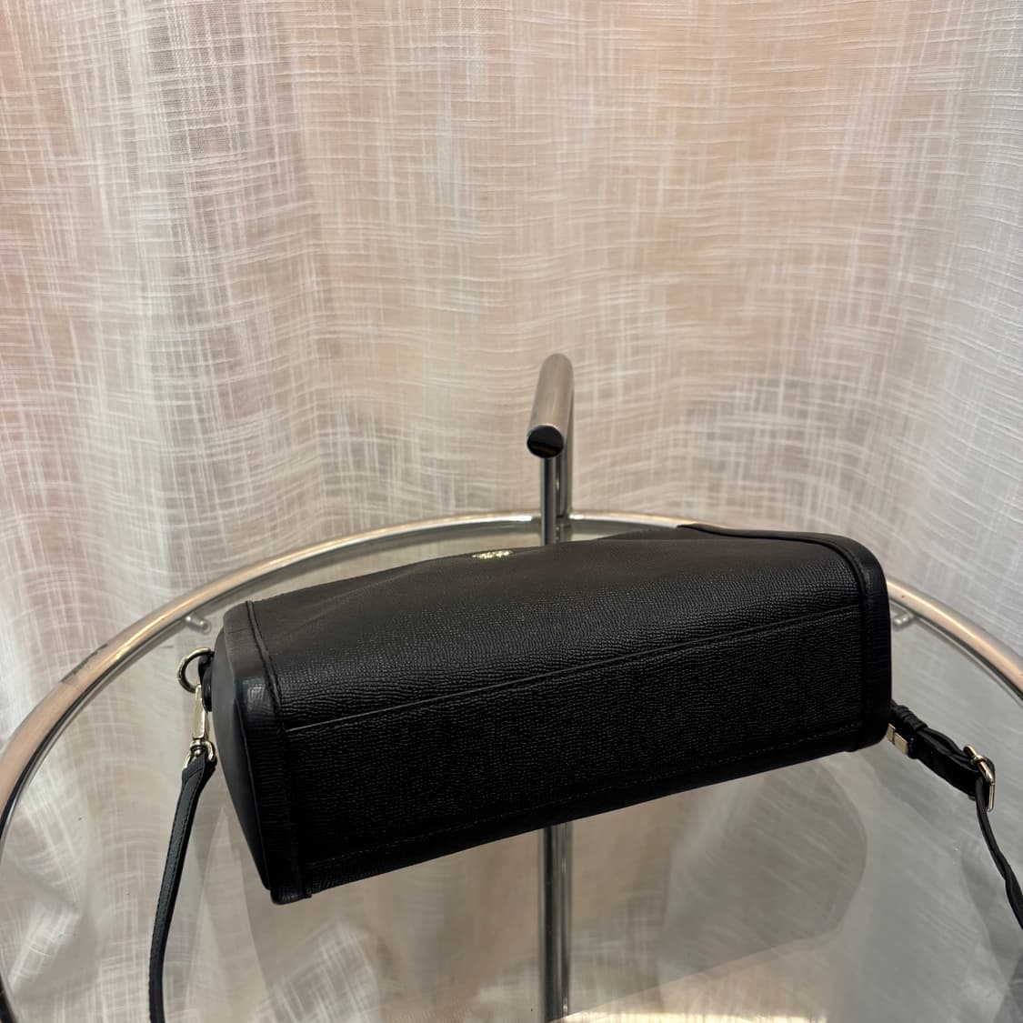 정품 루이까또즈 크로스백     상품이미지7