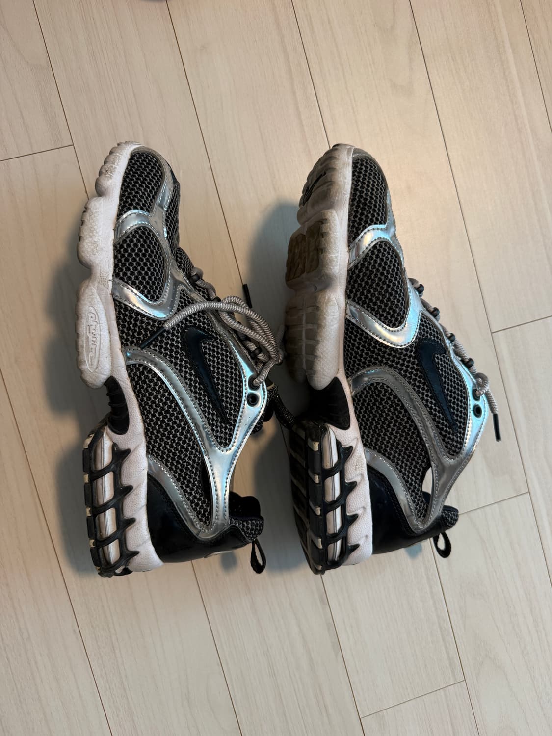 나이키 x 스투시 에어 줌 스피리돈 케이지 2 퓨어 플래티넘 270 상품이미지2