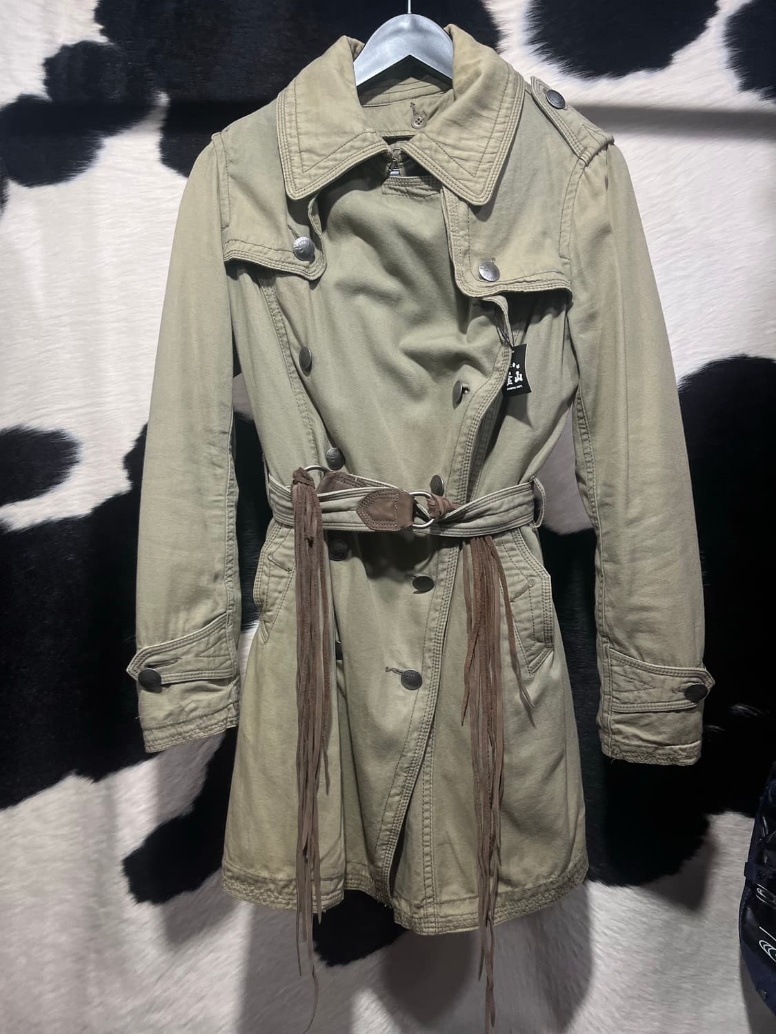 G.O.A 테슬 웨스트 포인트 트렌치 자켓 상품이미지2