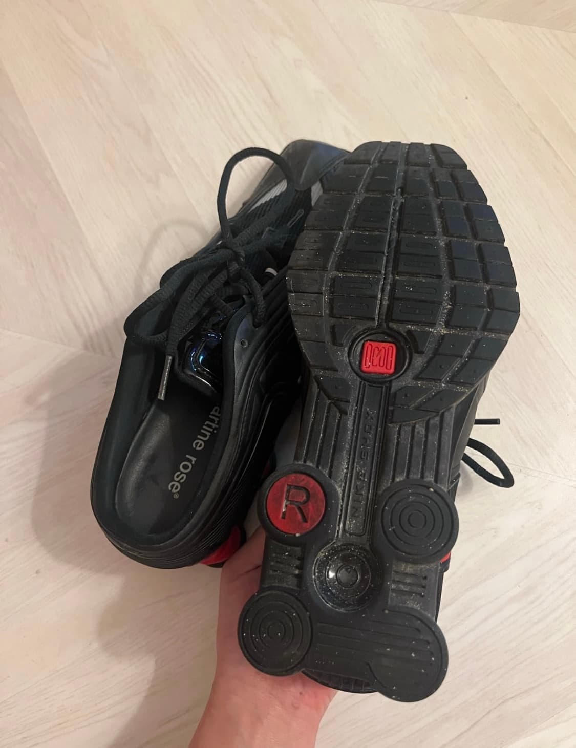 나이키X마틴로즈 샥스 230mm 상품이미지3