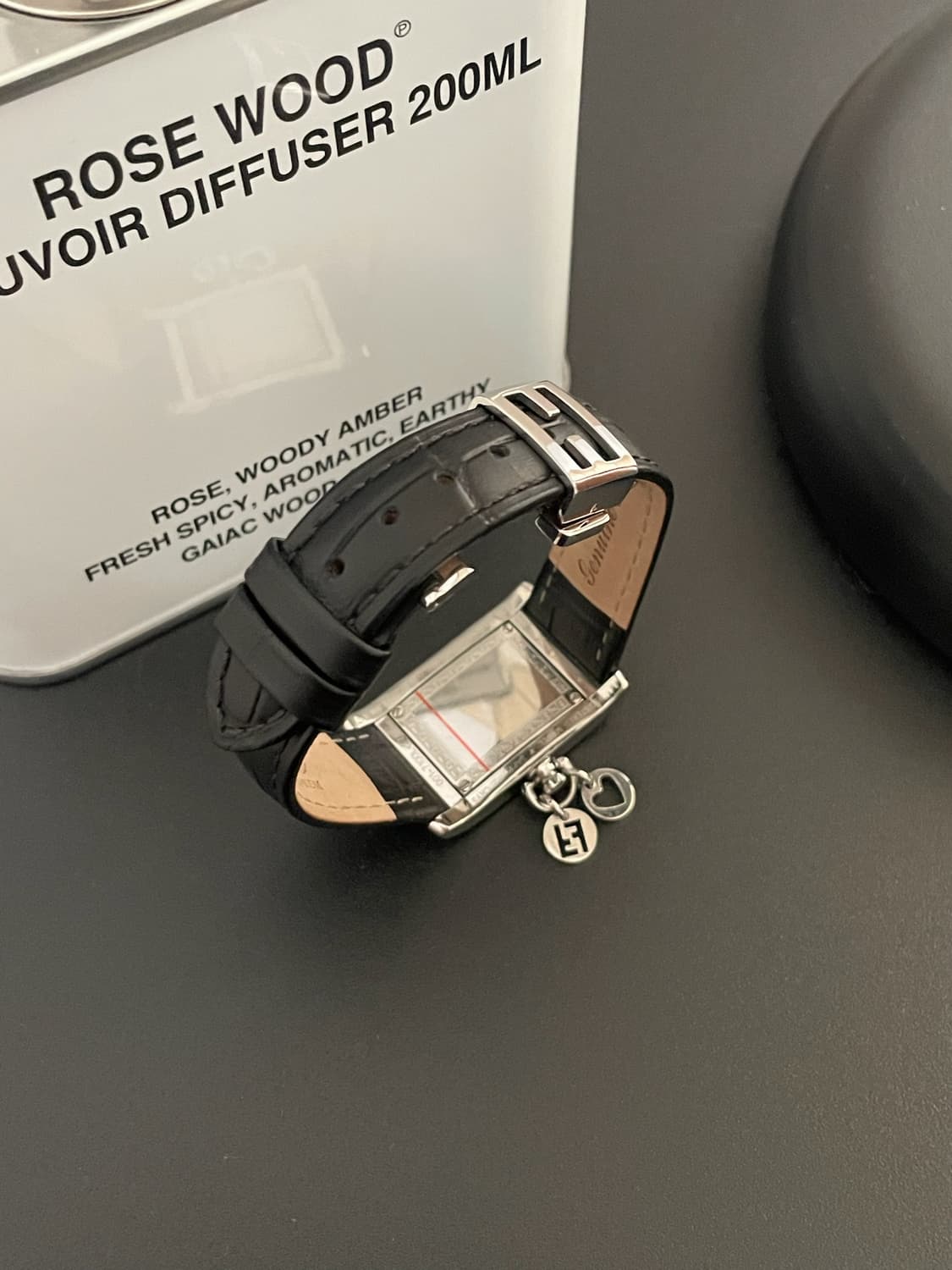 FENDI white dial turn case watch / 펜디 시계 상품이미지3