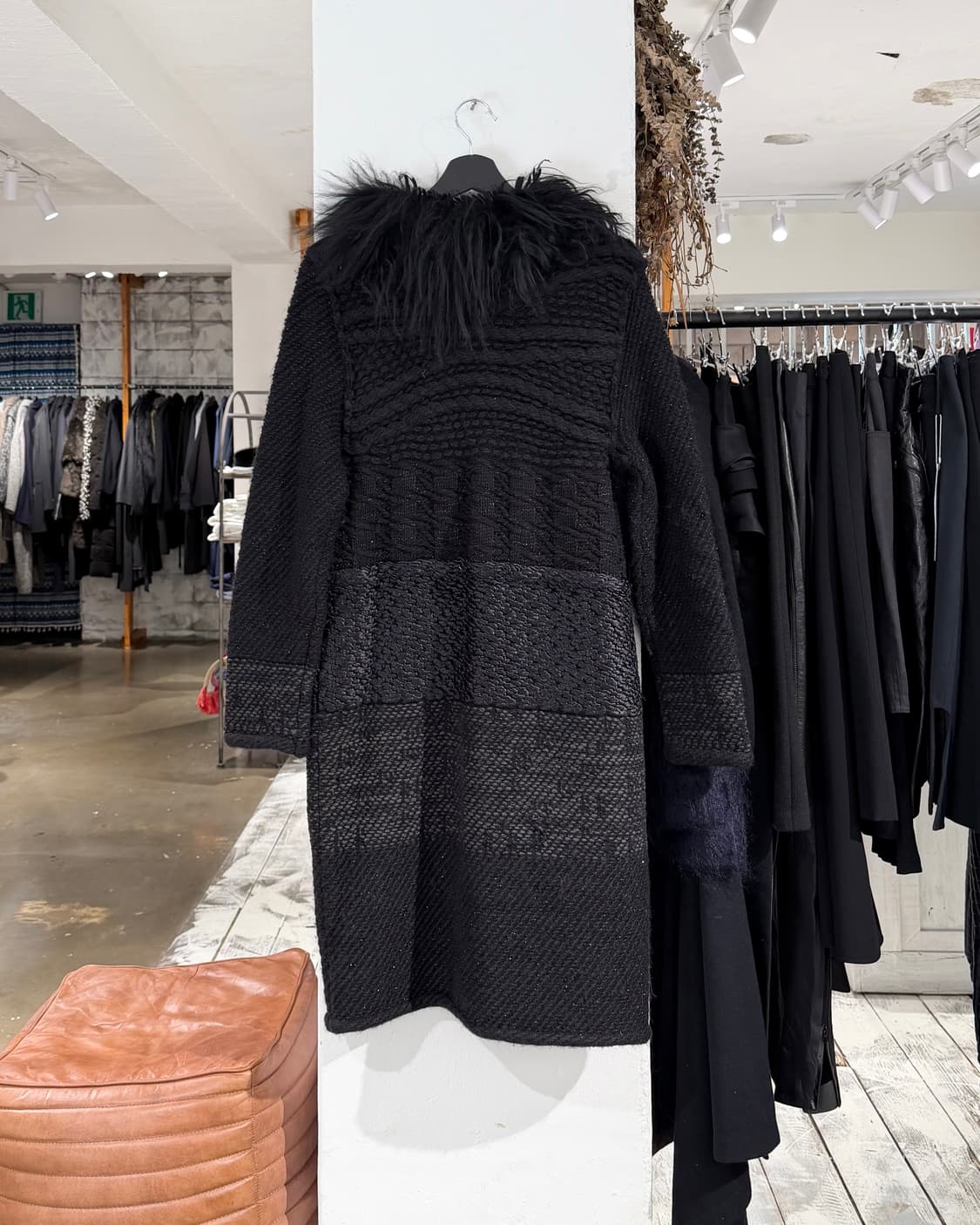 랑방 블랙 울 실크 양털카라 가디건 코트 상품이미지7