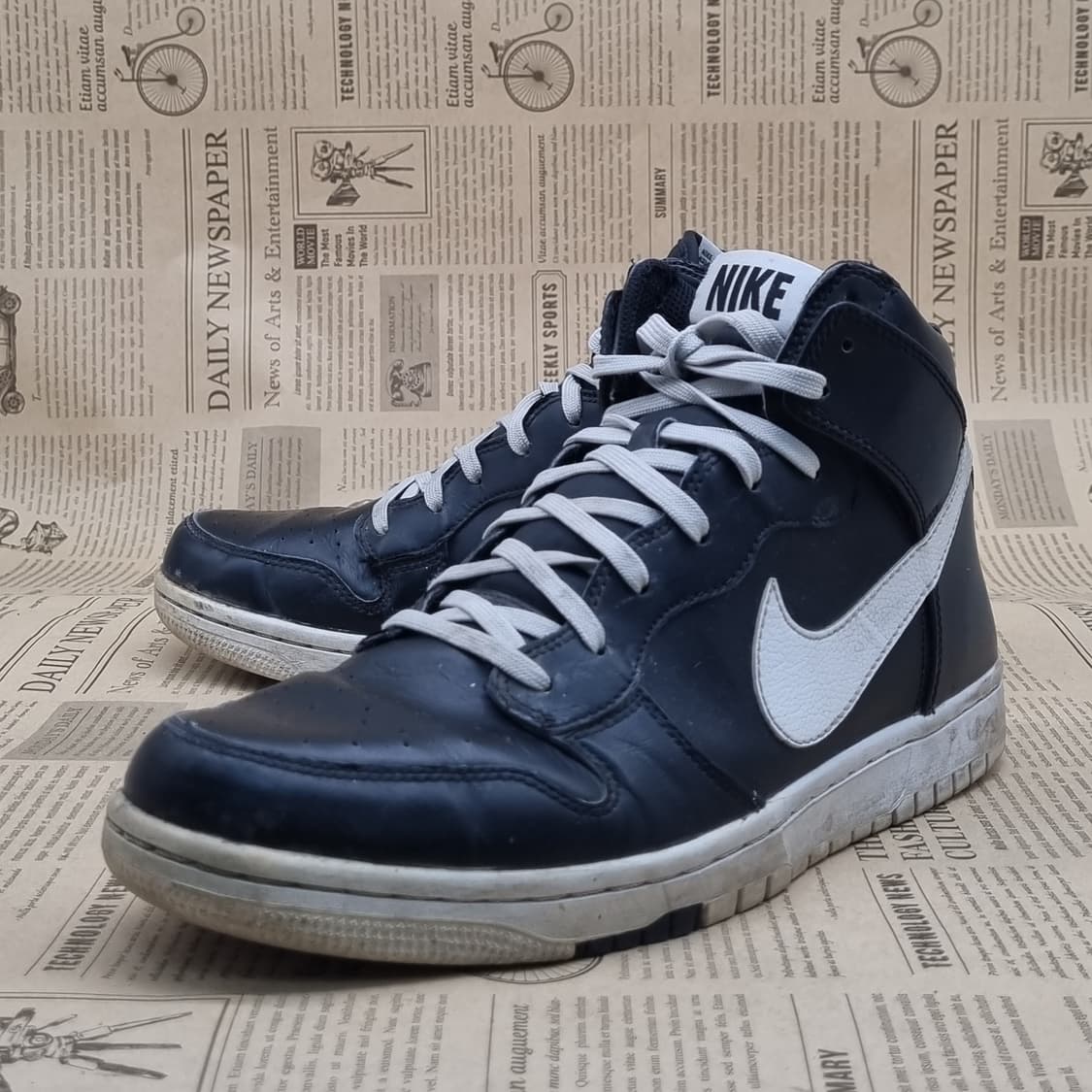 나이키 덩크 하이 미드 스니커즈 270 상품이미지1