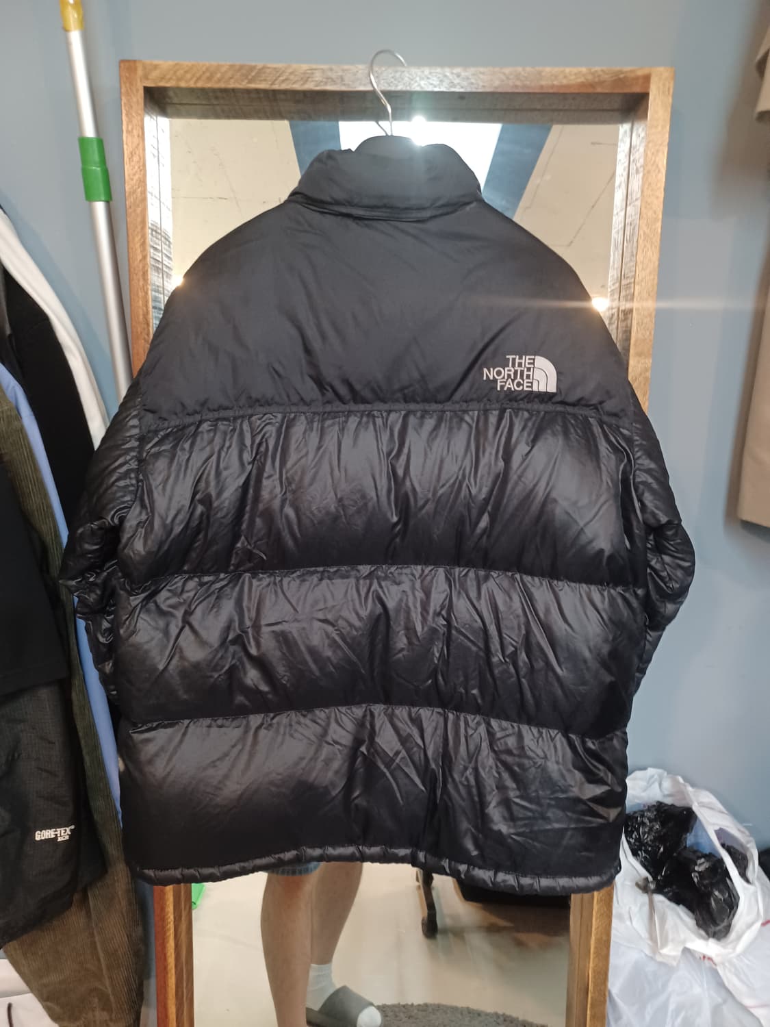 노스페이스 구형 눕시 700 패딩 블랙 100 상품이미지2