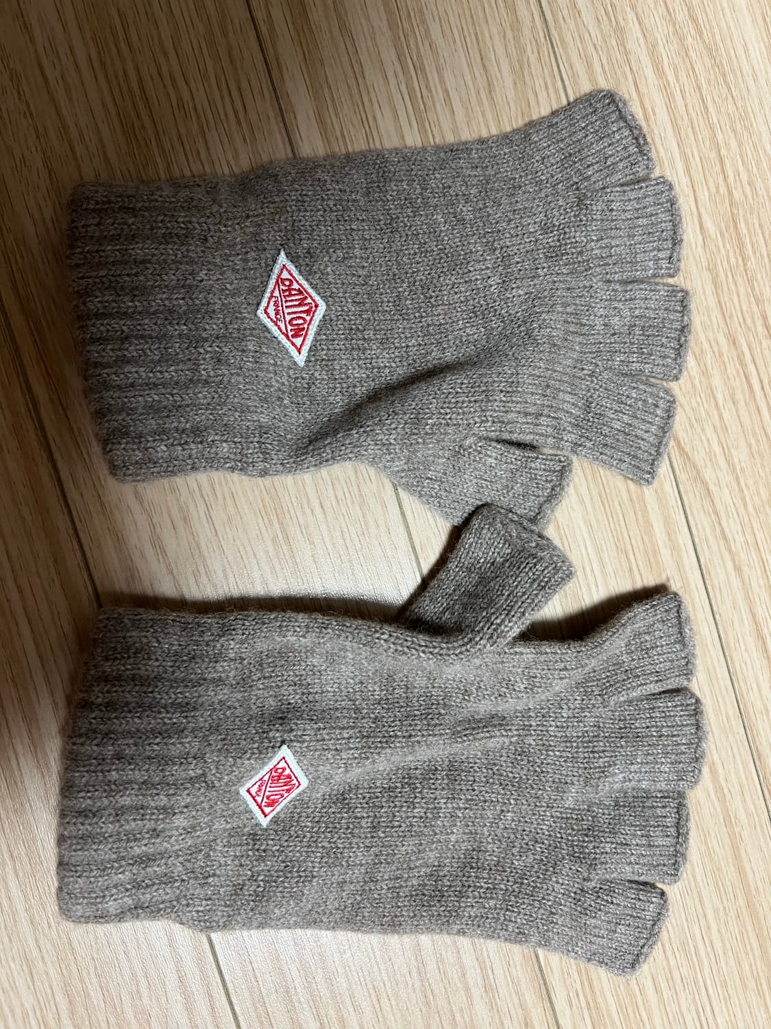 단톤 울 장갑 상품이미지1