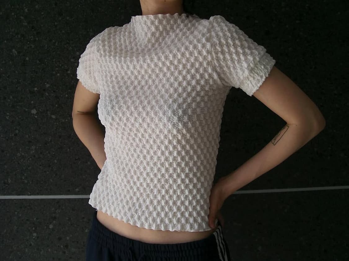 르노우 embossing half blouse 상품이미지1