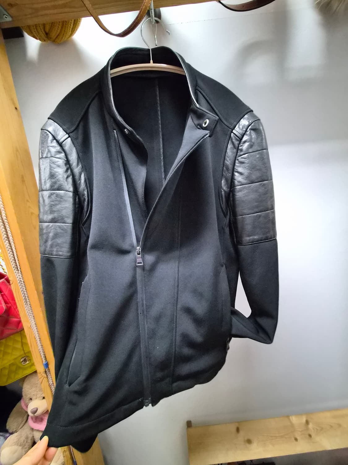 반하트 디 알바자(VanHart di Albazar) 스판가죽 블루종 상품이미지5