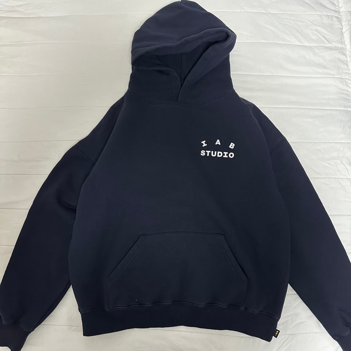 아이앱 네이비 후드 상품이미지1