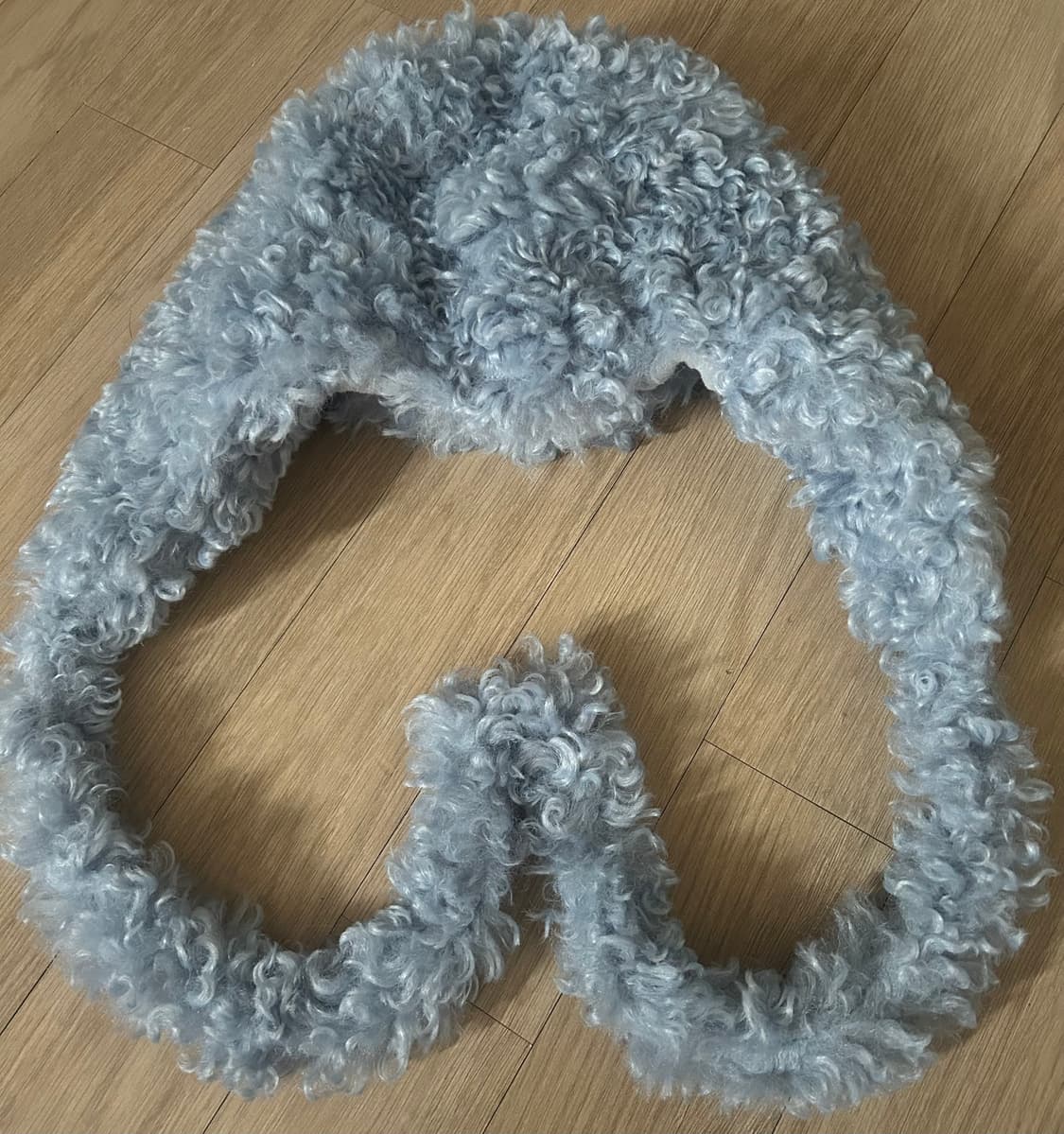 포에지담 모자 KNOT EARFLAP HAT IN FURRY BLUE 상품이미지2