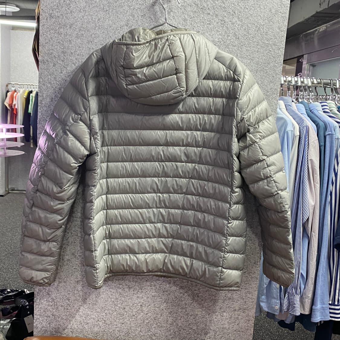 유니클로 후디 그레이 경량패딩 B3266 상품이미지4