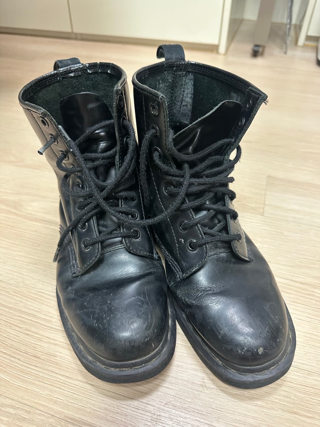 닥터마틴 260 8홀모노 상품이미지1