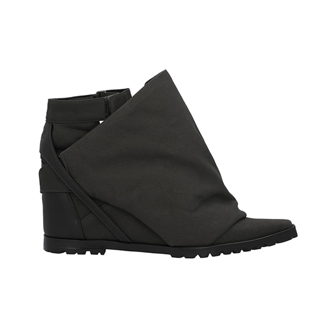 (235) 25AW 패디드-커버드 웻지 힐 01 / 애쉬 블랙 상품이미지3