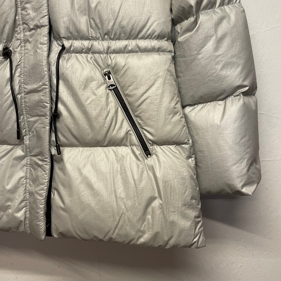 맥케이지 (우먼) 프레야 하프 다운 패딩 상품이미지4