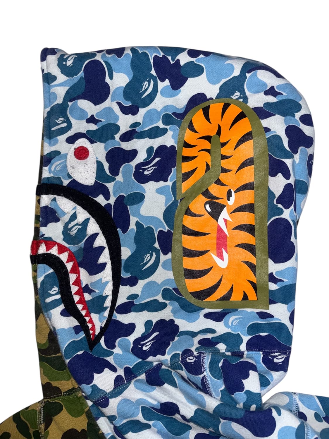 [BAPE] (판매/교신) 베이프 카모 청녹계 아수라 샤크후드집업 2XL 상품이미지6