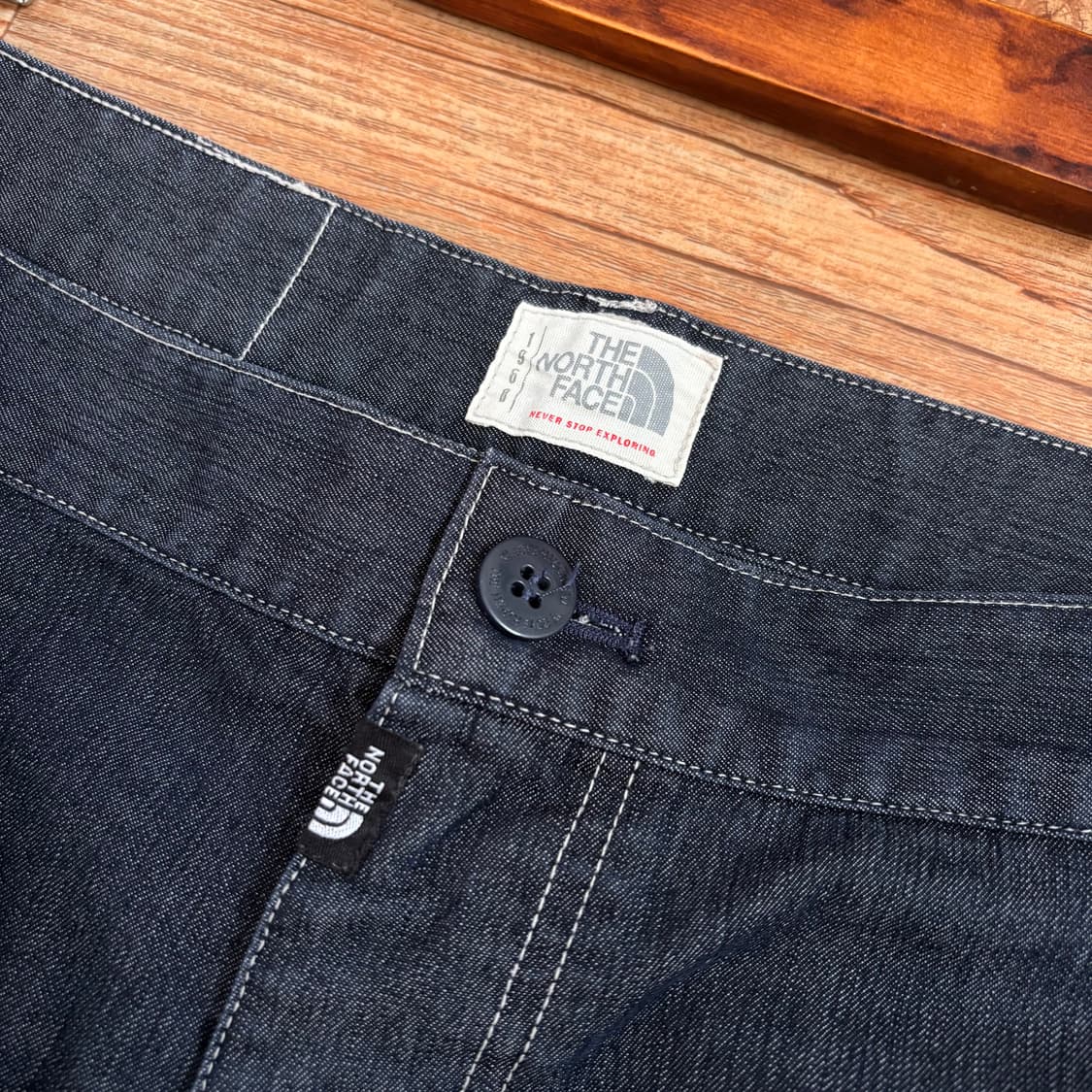 노스페이스 36 캐주얼 반바지 7부 체크 디테일 화이트 라벨 상품이미지6