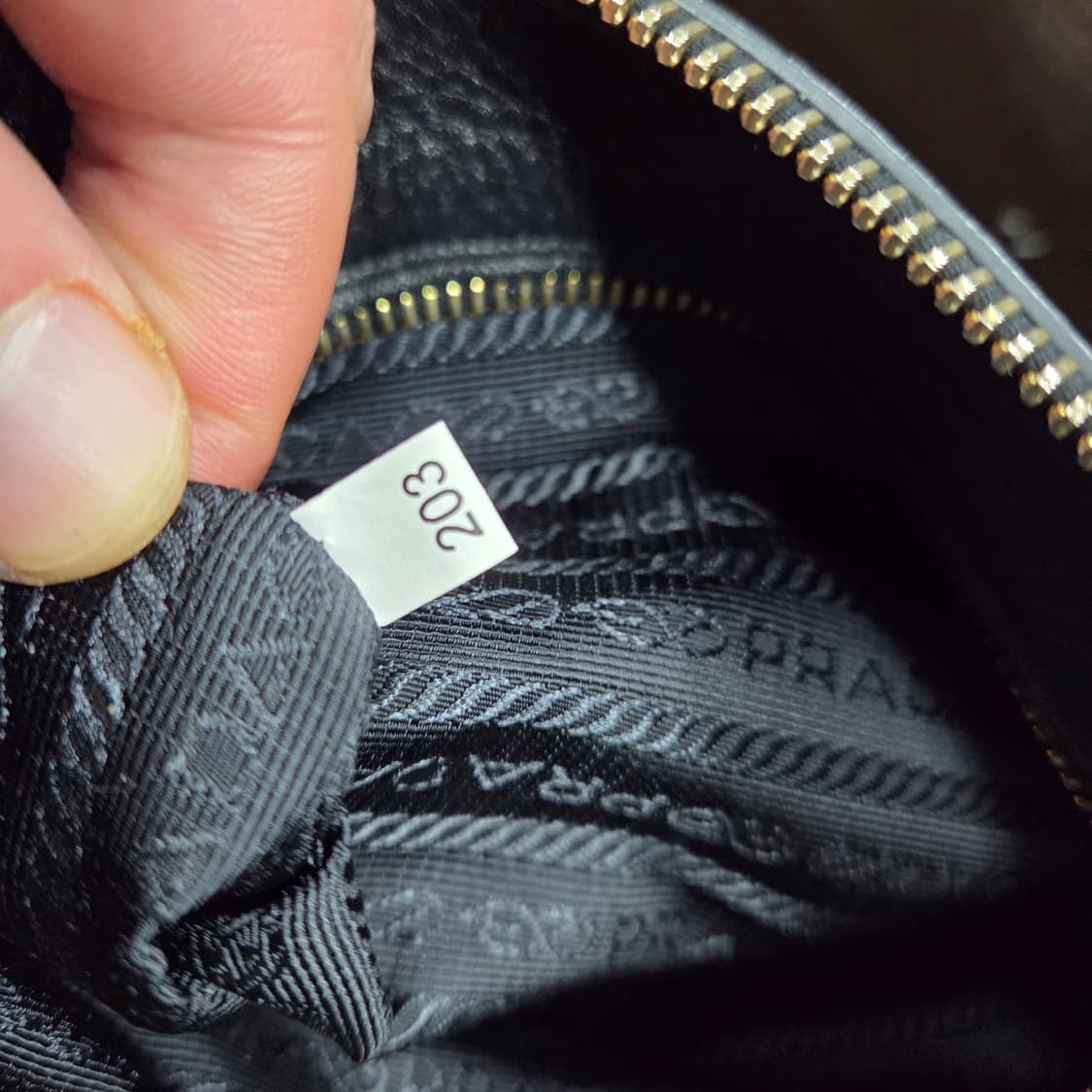 프라다 미듐 숄더백 상품이미지7