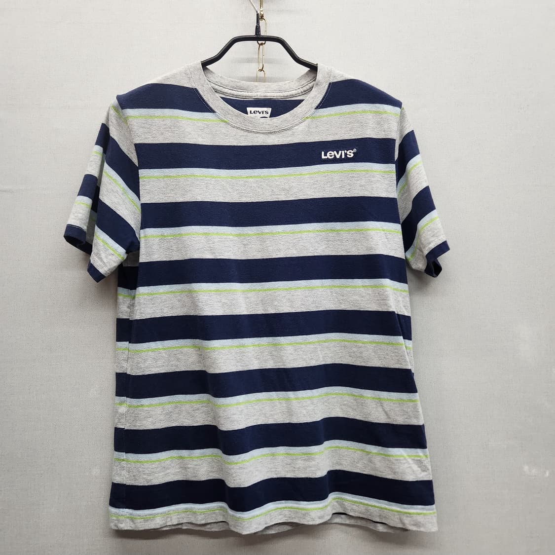 리바이스 스트라이프 로고 반팔티 S 상품이미지1