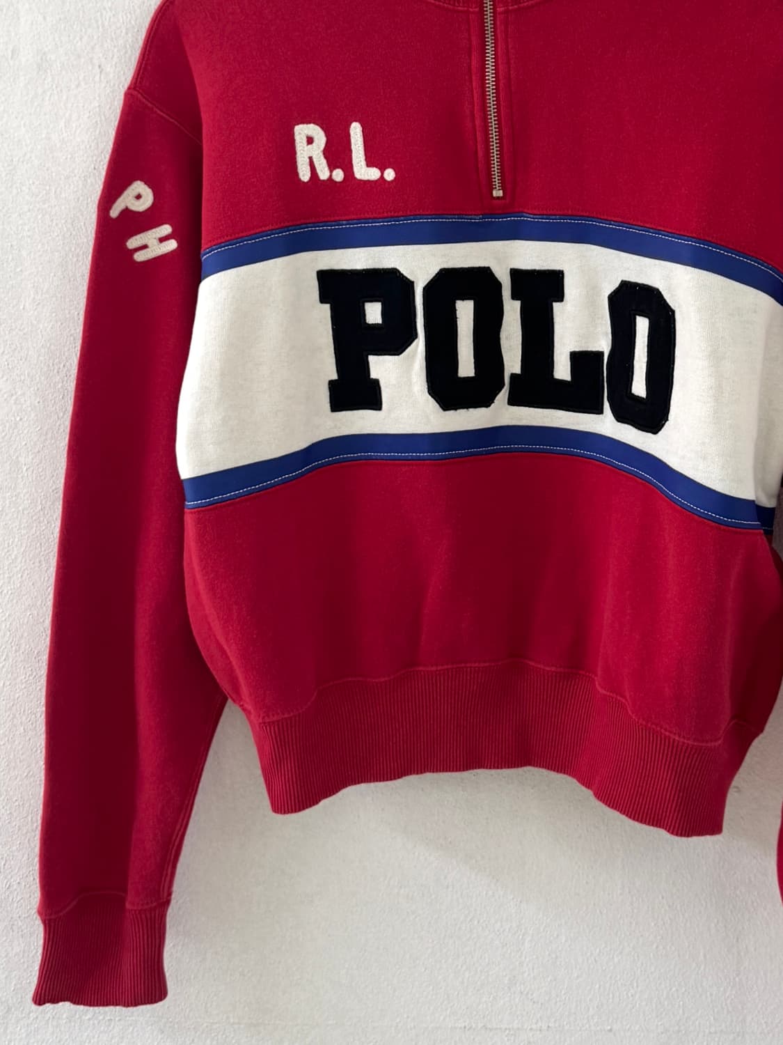 폴로 반집업 맨투맨 조이 착용 상품이미지4