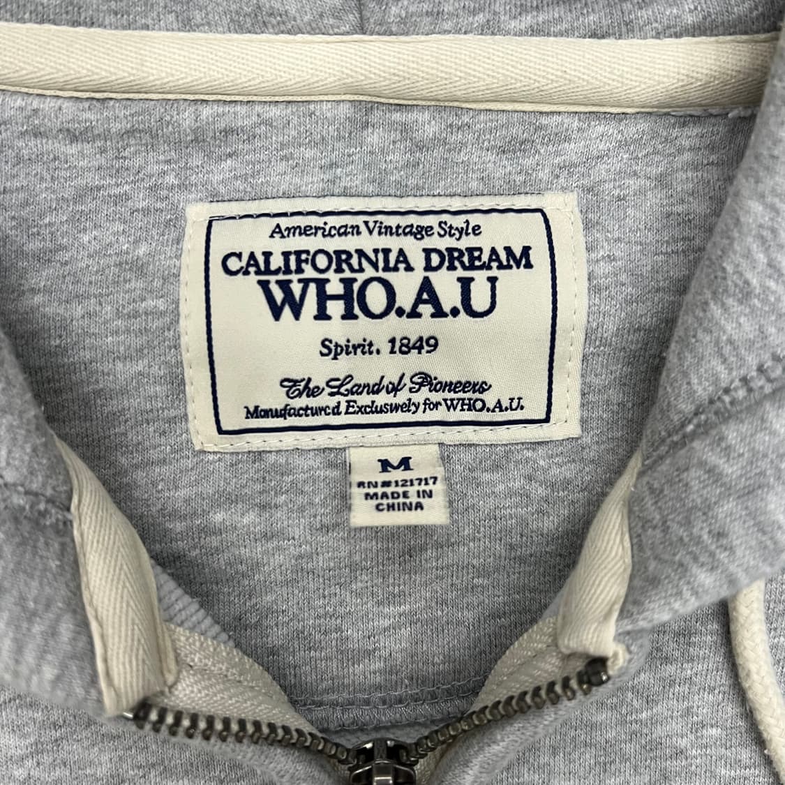 착샷O 후아유 그레이 후드집업 상품이미지2